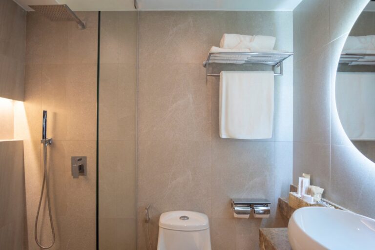 Family Room bathroom